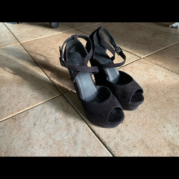 Black Platform Wedges size 7 - Picture 1 of 7